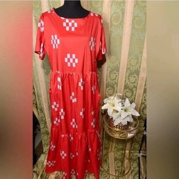 Miss Look Red & Grey Geometric Pattern Maxi Dress Size XL - Picture 4 of 4